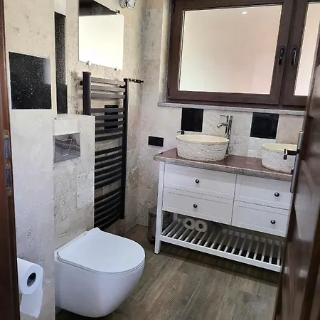 빌라 W Chmurach Ii