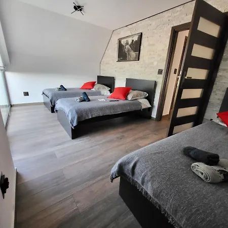 W Chmurach Ii * Kicznia