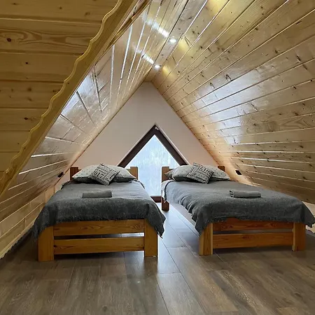 W Chmurach Ii 빌라 *