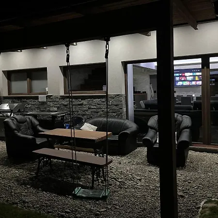 Villa W Chmurach Ii *