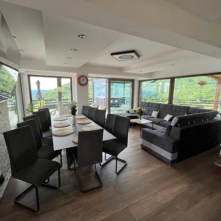 빌라 W Chmurach Ii